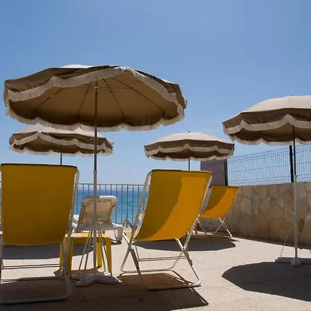 Otel De La Le Lavandou
