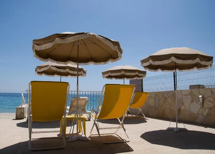 호텔 De La 르 라방두