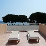 Otel De La 3*